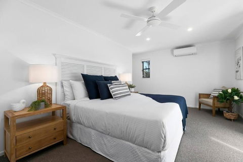 Central Tropical Oasis With Pool - Accommodation Brunswick Heads 1
