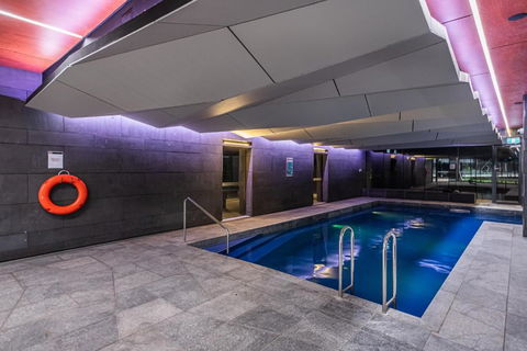 City Dream 2br1ba Apt Melbournepoolgym - Accommodation Brunswick Heads 0