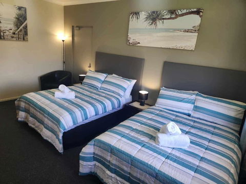 Coastal Breeze Studio- Steps From CBD,Stadium&Ferry - Accommodation Brunswick Heads 1