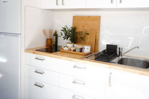 Cosy Hillside Studio - Accommodation Brunswick Heads 2
