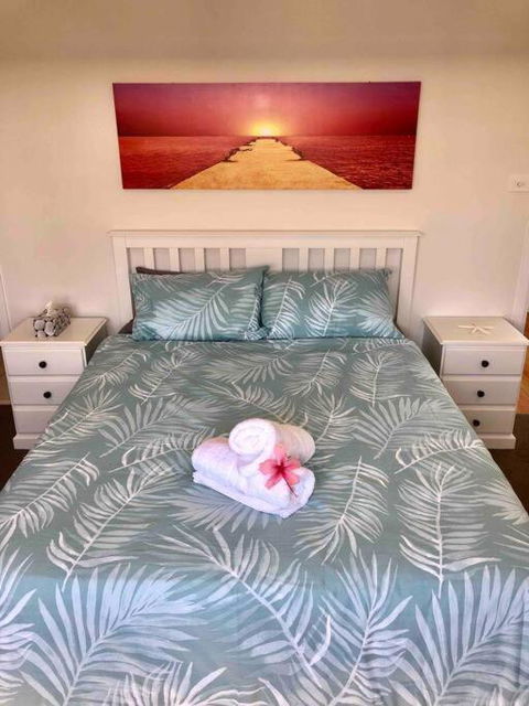 DELUXE Escape! Central, NEW & Spacious 3 Bed - Accommodation Brunswick Heads 1