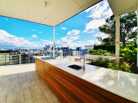 2BR Food & Drink Hub , Gym, Pool, Views, Roof Terrace - Accommodation Brunswick Heads 1