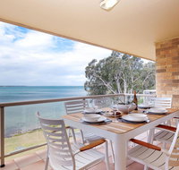 3 'Pelican Sands' 83 Soldiers Point Rd - stunning waterfront unit with magical water views  air conditioning - Accommodation Brunswick Heads