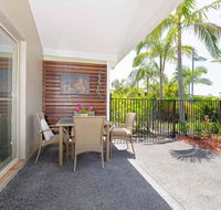 356 ' Oaks Pacific Blue' 265 Sandy Point Rd - Air conditioned direct pool access and suited for disability - Accommodation Brunswick Heads