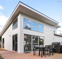 4 king or 8 single beds WiFi Netflix pet friendly - Accommodation Brunswick Heads