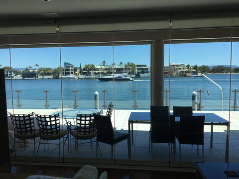 4.5 Million Dollar Dream Mansion In Surfers Paradise - Accommodation Brunswick Heads 1