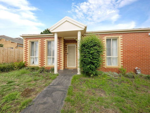 6 CAN STAY, CENTRAL GLEN WAVERLEY - Accommodation Brunswick Heads 0