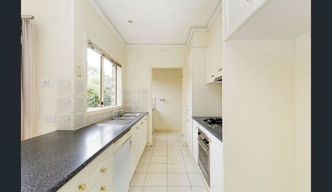 6 CAN STAY, CENTRAL GLEN WAVERLEY - Accommodation Brunswick Heads 2