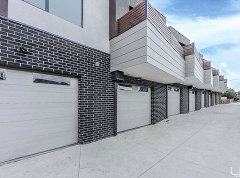 A Brand New Private Townhouse - Accommodation Brunswick Heads 1
