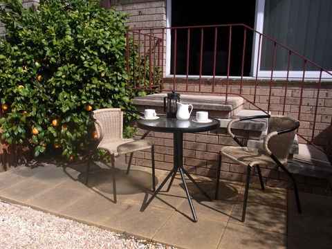A Furnished Townhouse In Goulburn - Accommodation Brunswick Heads 3