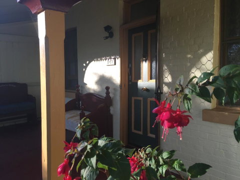 A Settlers Cottage Accommodation Bathurst CBD - Accommodation Brunswick Heads 3