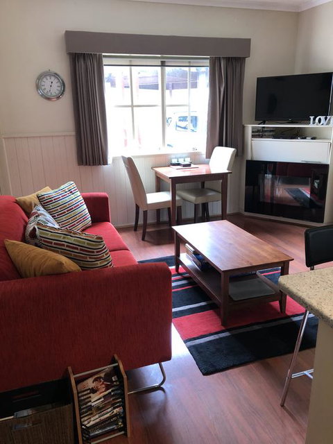 About Time Retreats- Studio Three - Accommodation Brunswick Heads 3