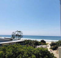 Absolute Beachfront - Cabarita Beach - Ocean Views - 3 Bed Apartment - Accommodation Brunswick Heads