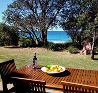 Absolute Beachfront Mollymook - Accommodation Brunswick Heads