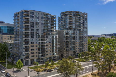 Accommodate Canberra - New Acton - Accommodation Brunswick Heads 3