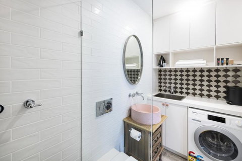 Accommodate Canberra - Warehouse - Accommodation Brunswick Heads 1