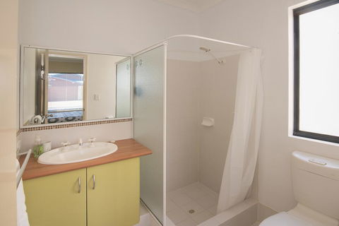 Acrosstheway - Accommodation Brunswick Heads 3