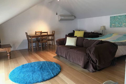 Adelaide Close CBD Large Private Studio Apartment In St Peters - Accommodation Brunswick Heads 1