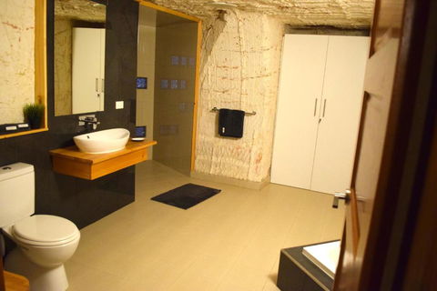 Dug Out B&B - Accommodation Brunswick Heads 3
