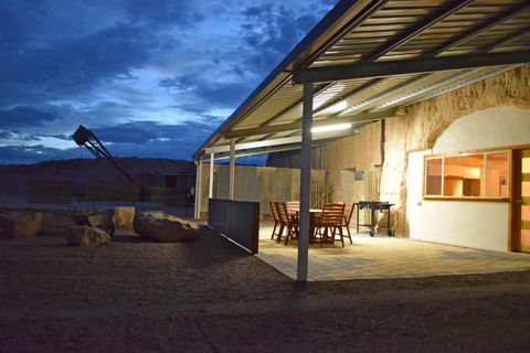 Dug Out B&B - Accommodation Brunswick Heads 0