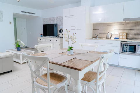DRIFT PALM COVE- Private 2 Bed -Apartment 2204 - Accommodation Brunswick Heads 1