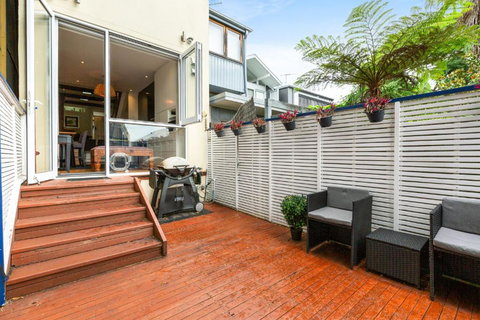 Elegant 1-Bed With Study By Balmain Wharf - Accommodation Brunswick Heads 3