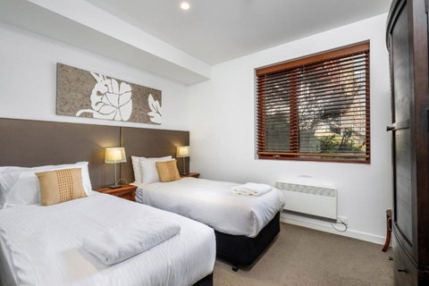 Elevation 2 Bedroom Plus Study With Gas Fire And Spectacular Views - Accommodation Brunswick Heads 4