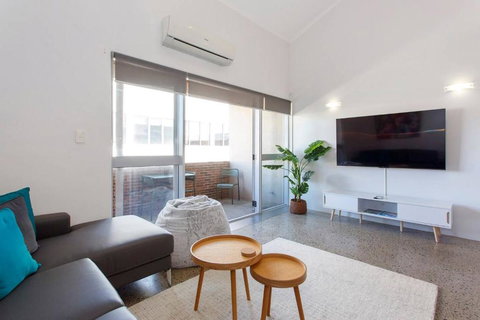 Ellens Corner Near New Kings Square - Accommodation Brunswick Heads 1