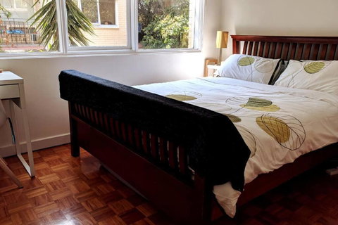 Elwood Beach Apartment (2 Min Walk From Beach) - Accommodation Brunswick Heads 0