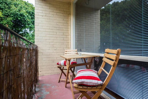 Elwood Beach Apartment (2 Min Walk From Beach) - Accommodation Brunswick Heads 3