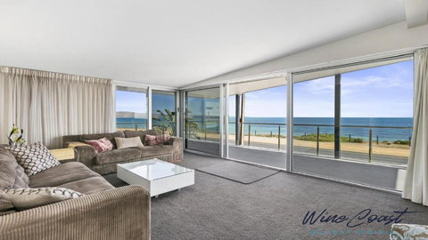 Esplanade Escape By Wine Coast Holidays - Accommodation Brunswick Heads 1