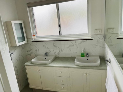 Executive Central Home - Accommodation Brunswick Heads 2
