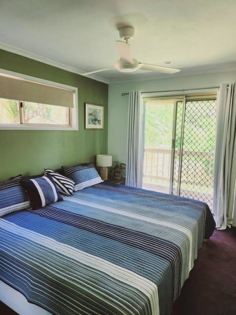 Family Poinciana Rooms - Accommodation Brunswick Heads 1