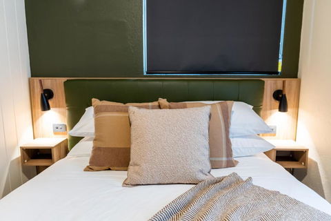Eyre Hotel - Accommodation Brunswick Heads 1