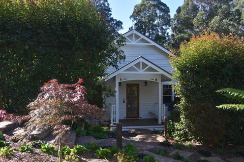 Fern Falls Cottages - Garden Cottage - Accommodation Brunswick Heads 0