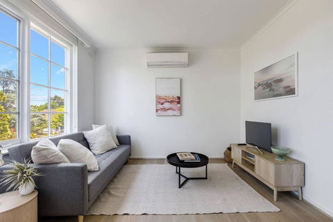 Golden Alma - A Radiant Escape Between City & Sand - Accommodation Brunswick Heads 1