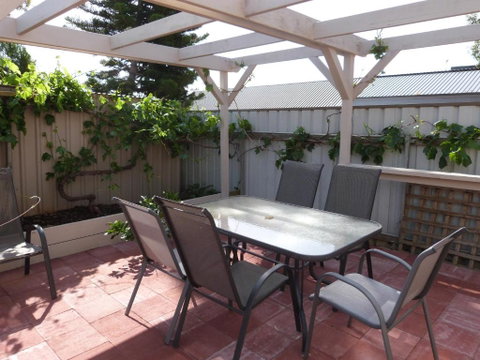 Fullarton Motor Lodge - Accommodation Brunswick Heads 1