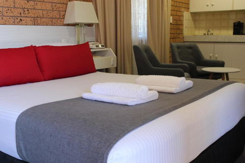 Golden Harvest Motor Inn Moree - Accommodation Brunswick Heads 4
