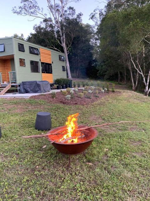 Gorgeous 2 Bedroom Tiny House Noosa Hinterland - Accommodation Brunswick Heads 0