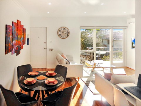 Glen Iris, Quiet Boutique 2 Bedroom Netflix, WIFI, Parking, Free Wine - Accommodation Brunswick Heads 0