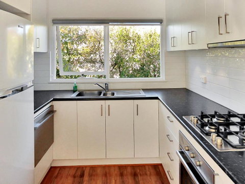 Glen Iris, Quiet Boutique 2 Bedroom Netflix, WIFI, Parking, Free Wine - Accommodation Brunswick Heads 4