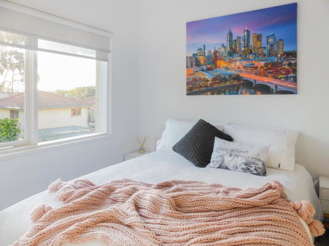 Glen Iris, Quiet Boutique 2 Bedroom Netflix, WIFI, Parking, Free Wine - Accommodation Brunswick Heads 3