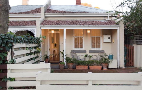 Gorgeous Subiaco Cottage - Accommodation Brunswick Heads 0