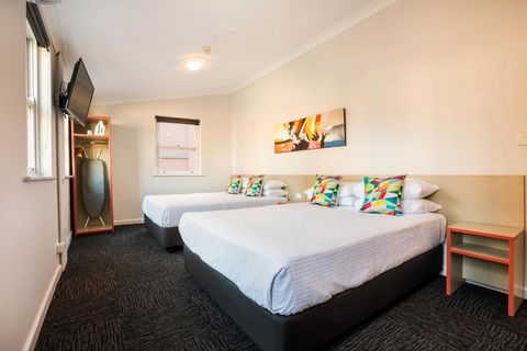 Granville Hotel - Accommodation Brunswick Heads 1
