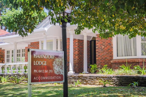Hahndorf Lodge Pioneer Suite - Main Street Hahndorf On Site Secure Parking - Accommodation Brunswick Heads 0