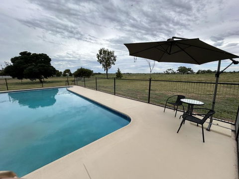 Happy Wanderer Motel Lake Boga ON THE LAKE WITH LAKE VIEWS - Accommodation Brunswick Heads 1
