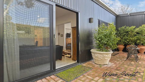 Hideaway Nook By Wine Coast Holiday Rentals - Accommodation Brunswick Heads 2