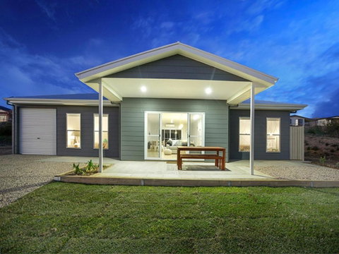 High Tide - Beachfront Pet-friendly - Accommodation Brunswick Heads 0