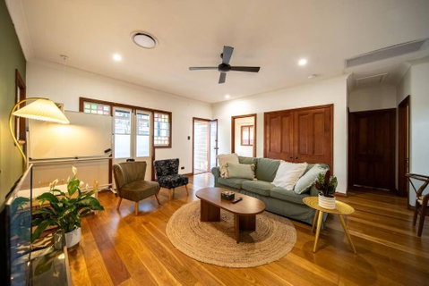 House Of Fairy Wren -Charming Queenslander Cottage Mins Drive To Brisbane CBD And Gabba Stadium! - Accommodation Brunswick Heads 0