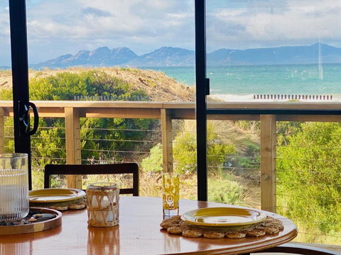 IdleWild - Secluded Absolute Beachfront Escape - Accommodation Brunswick Heads 3